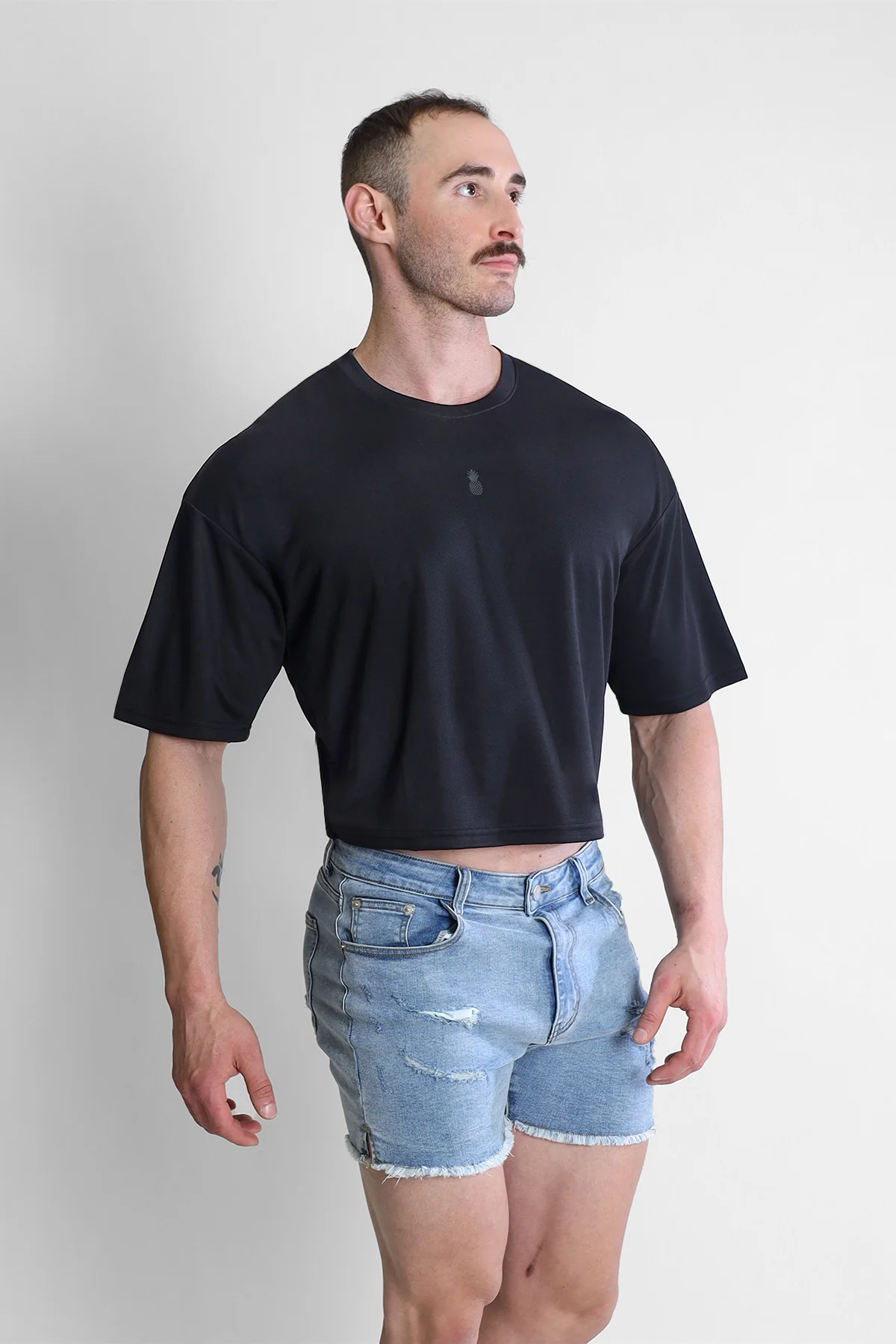 Cool-Dry Oversized Relaxed Crop Top - Black - Image 3