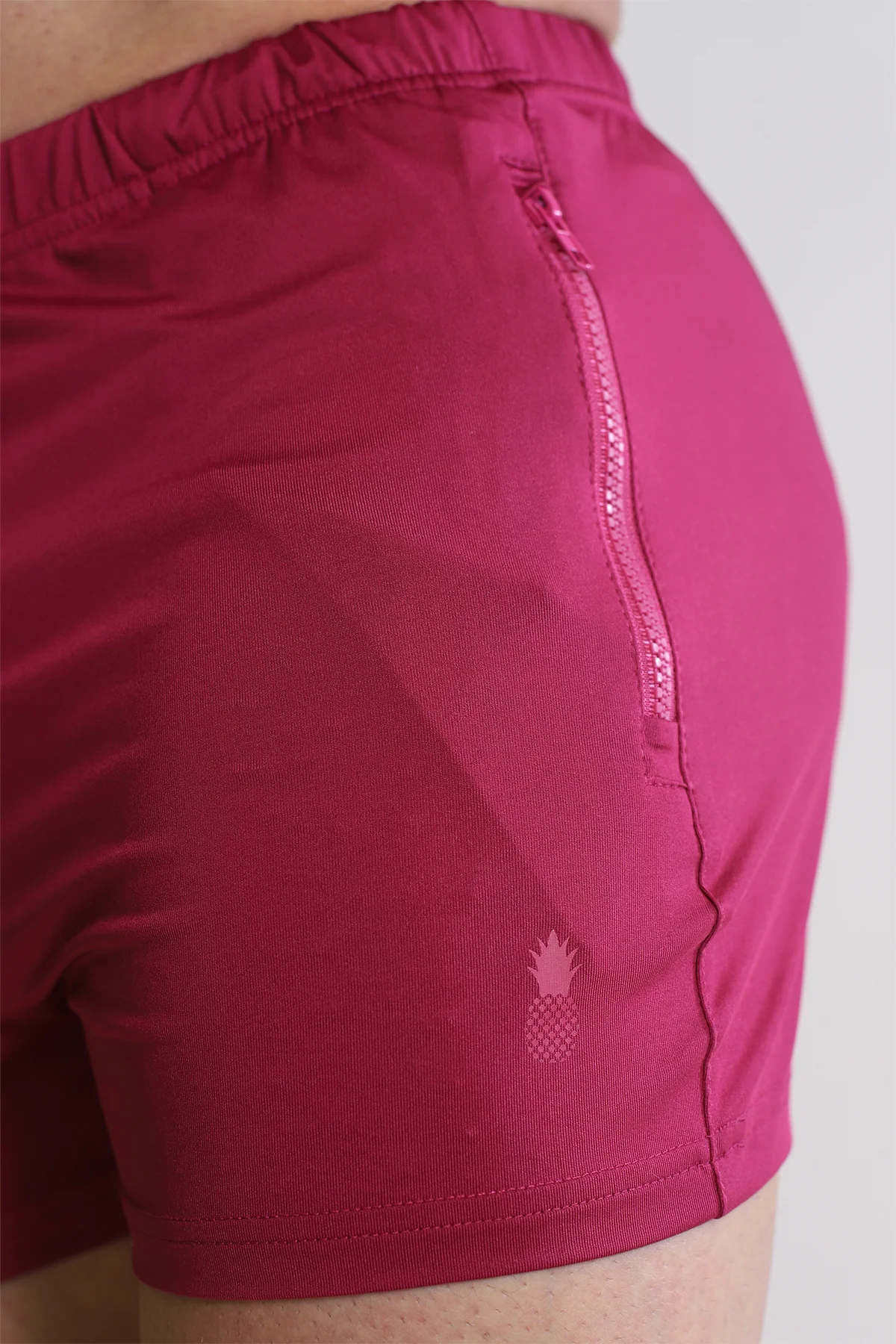 Karma 2" Short Shorts with Zipper Pockets - Magenta - Image 4