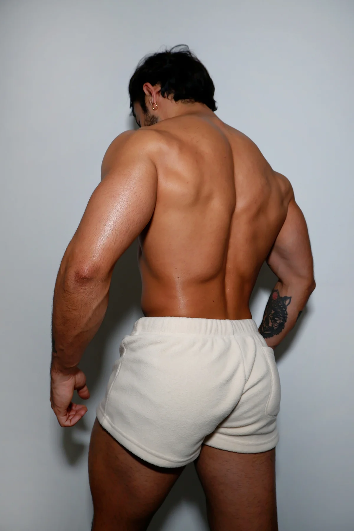 Luxe Plush Fleece 2" Short Shorts - Champagne - Image 3