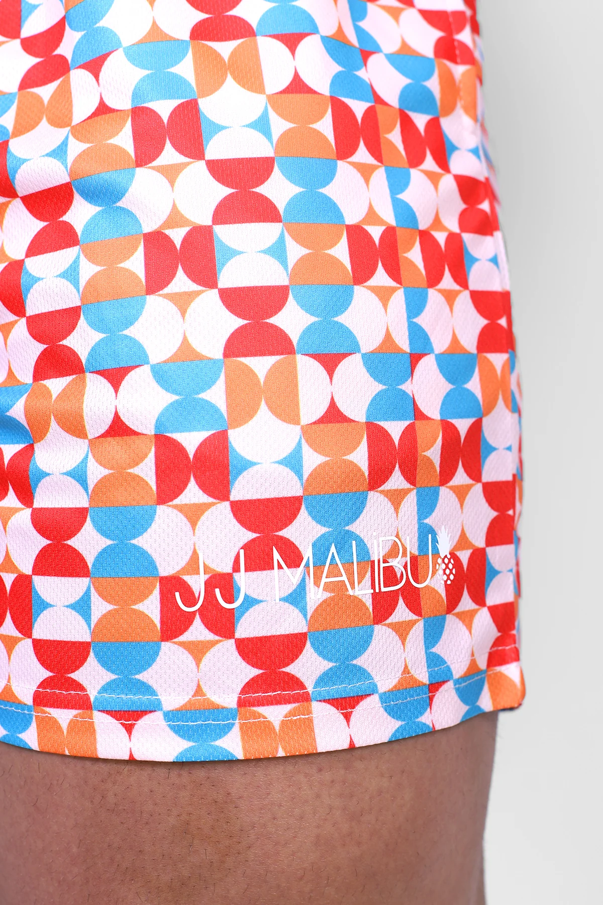 Quick-Dry Mesh Shorts - Retro - Image 4